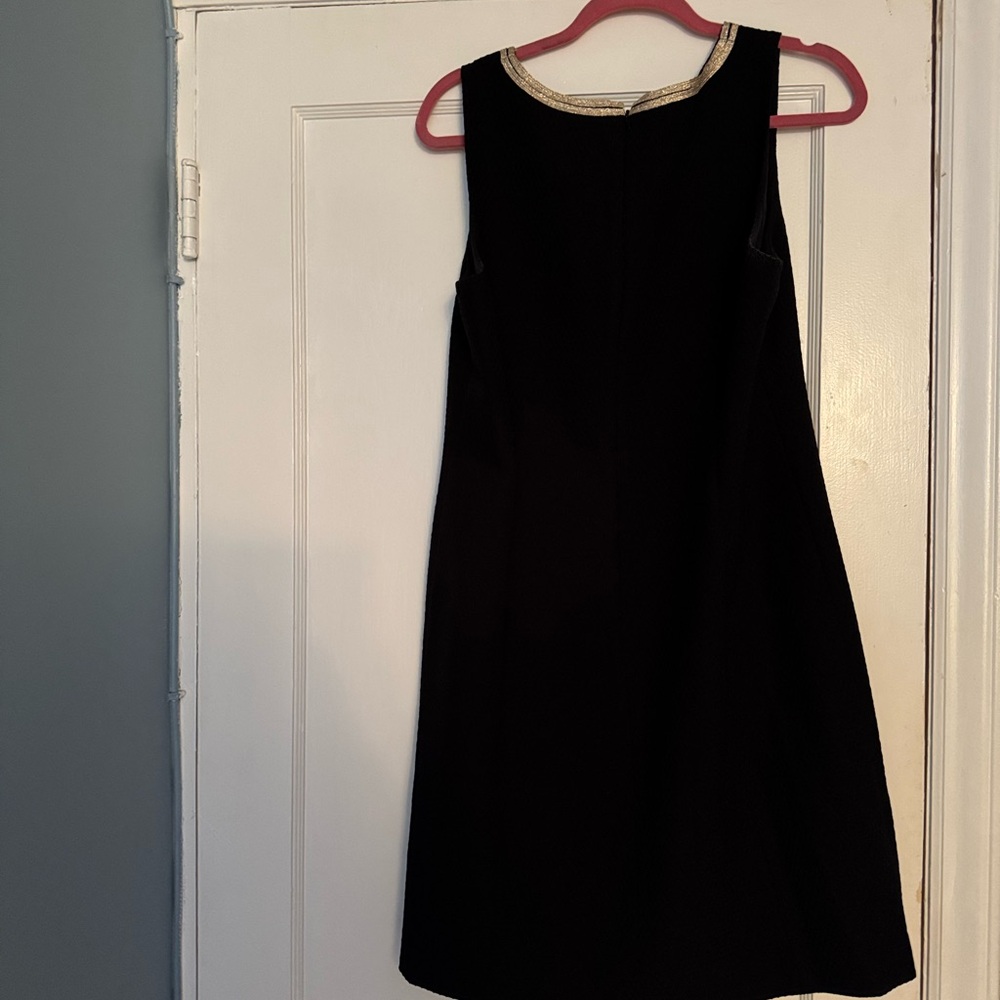 Elegant Black Dress with Gold Embroidery - Picture 2 of 4
